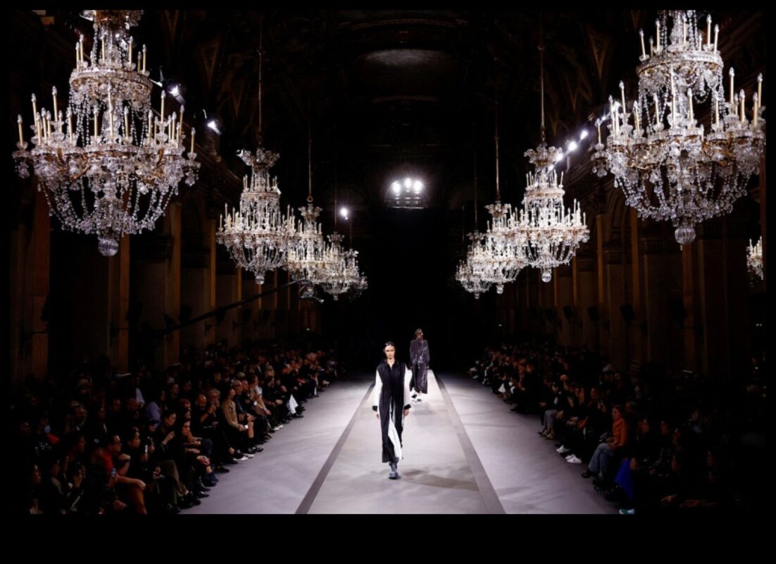 أضواء المدينة، ليالي المدرج: التألق في وهج الموضة الحضرية